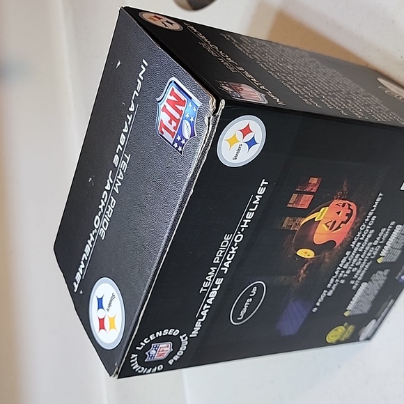 NFL Steelers Inflatable Jack-O- Helmet  New in Box - Picture 7 of 8